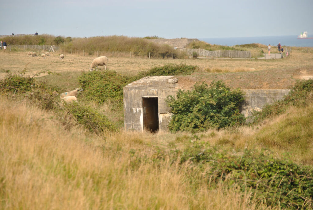 Wanderung am Cap Gris-Nez mit Kindern - alte Bunkeranlagen