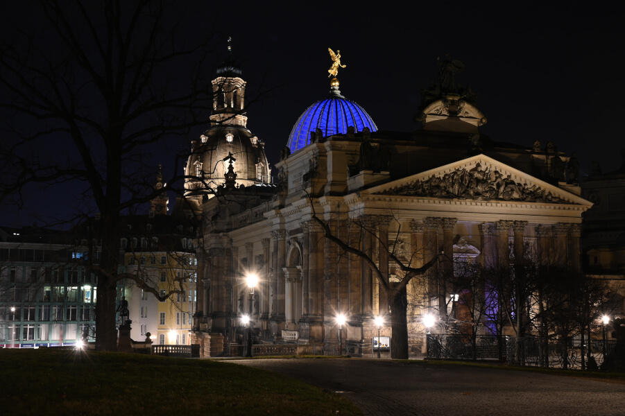 Monatsrückblick: Unser Februar 2026 in Dresden - Spaziergang durch Dresden bei Dunkelheit