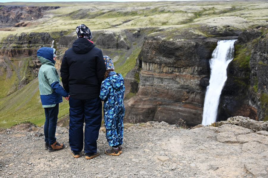 Sieben Wasserfälle in Südisland und wie wir sie mit unseren Kindern erlebt haben
