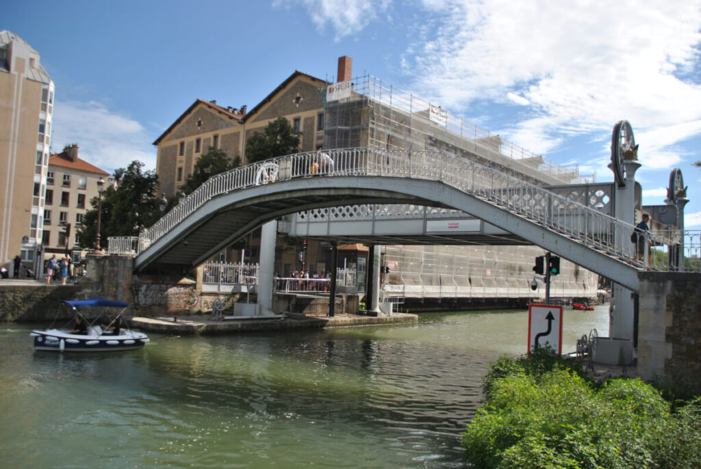 Paris mit Kindern – Tipps für euren Familienurlaub - Impression vom Stadtteil La Villette
