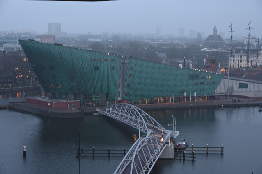 Amsterdam mit Kindern - Orte, die ich mit meiner Familie anschauen möchte: Nemo Science Museum