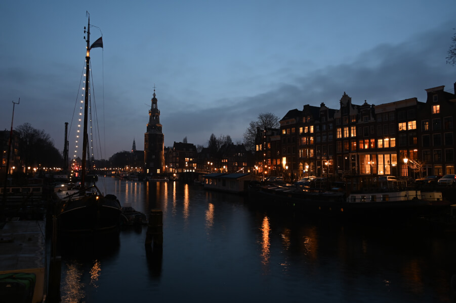 Amsterdam am Abend - 7 entspannte Ideen fürs Sightseeing nach Feierabend