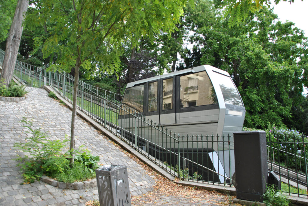 Paris mit Kindern – 10 Sehenswürdigkeiten im Familientest - Standseilbahn Montmartre