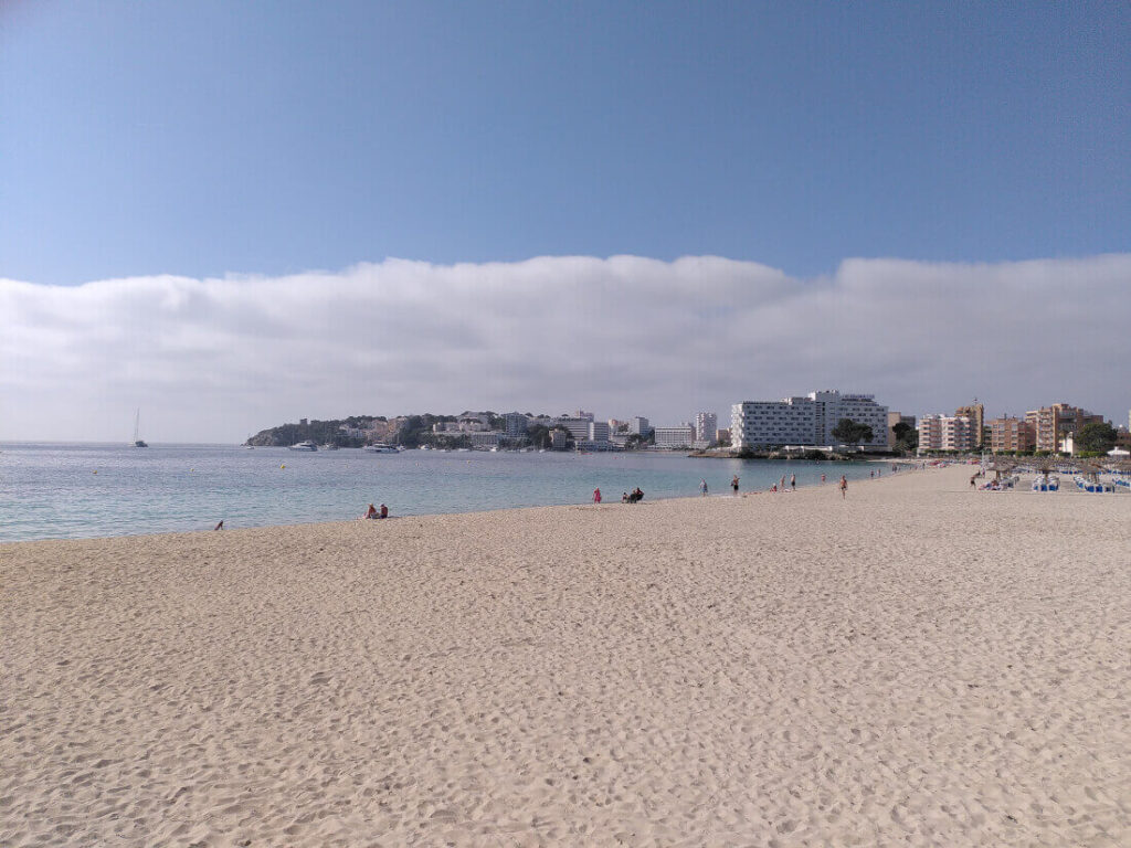 Familienurlaub auf Mallorca - familienfreundlicher Strand Palmanova
