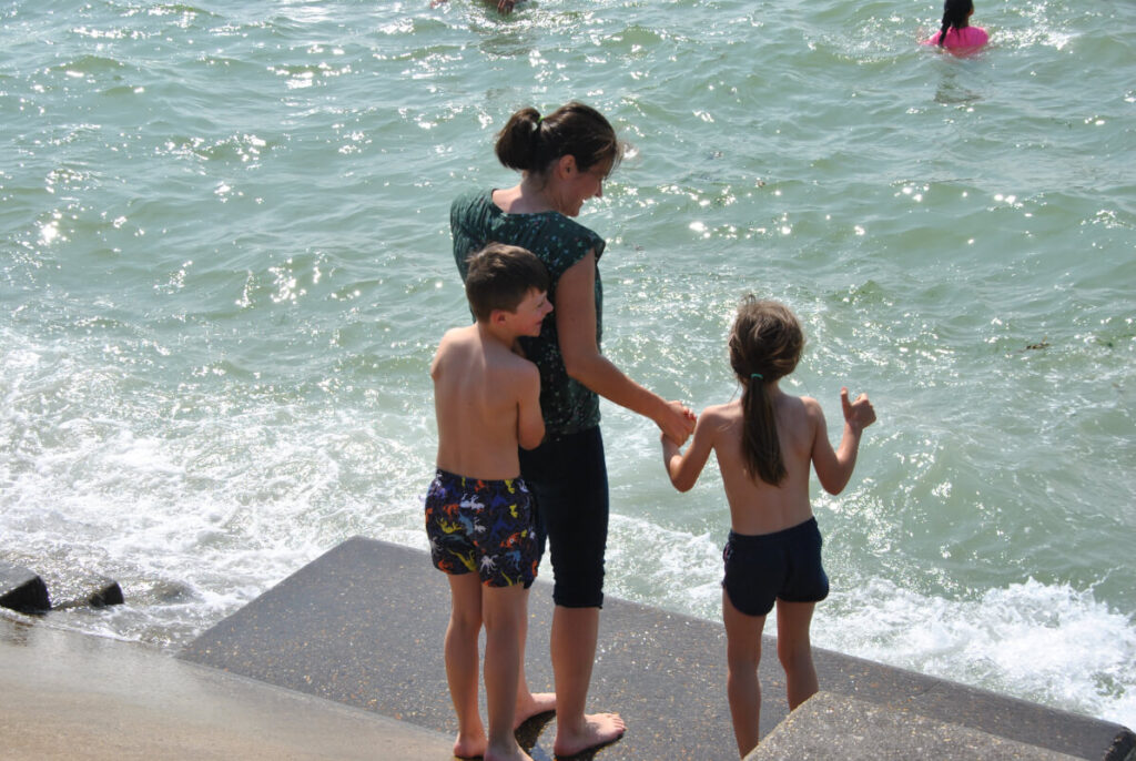 Familienurlaub an der Opalküste in Frankreichs Norden - Badespaß in Wimereux