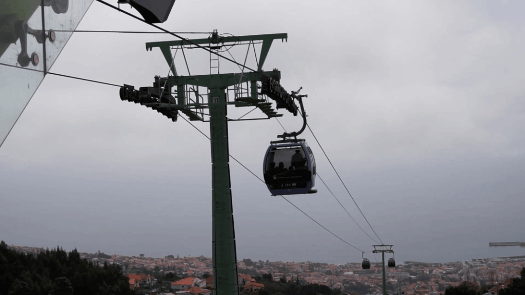 Familienurlaub Madeira - Seilbahn in Funchal